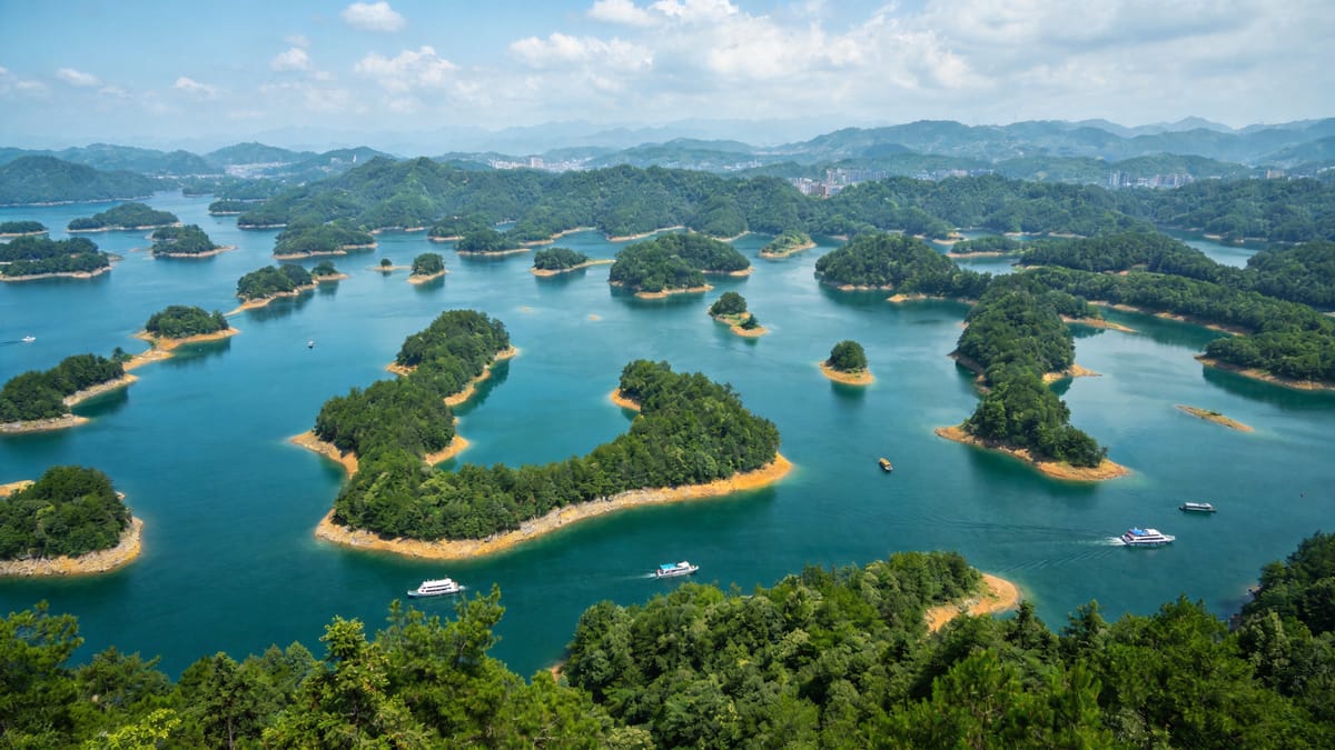 杭州莫干山+安吉竹海+HelloKitty乐园3日亲子游 — 杭州精品旅游线路